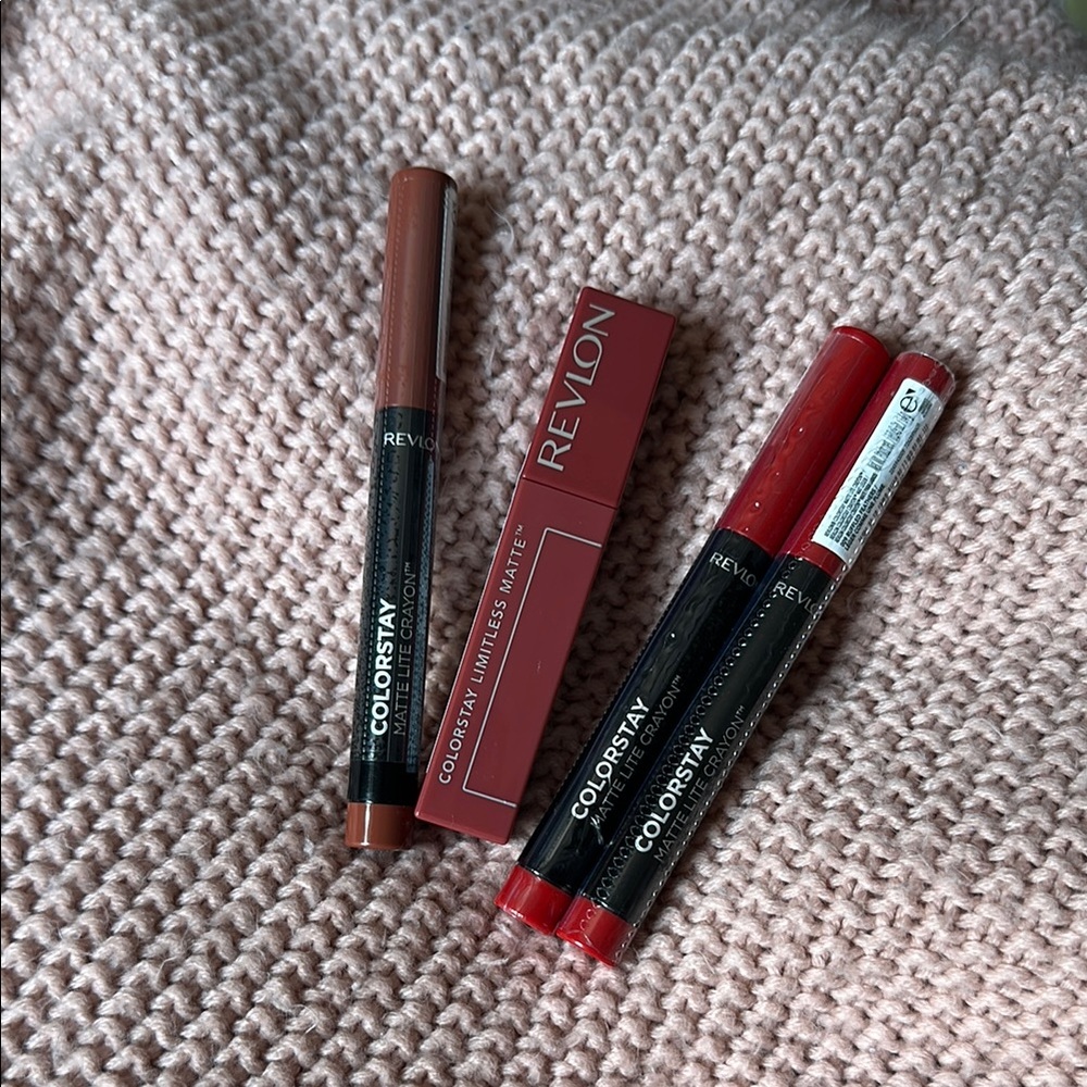 Revlon Lipstick Collection Red and Brown Matte Finish Bundle 4